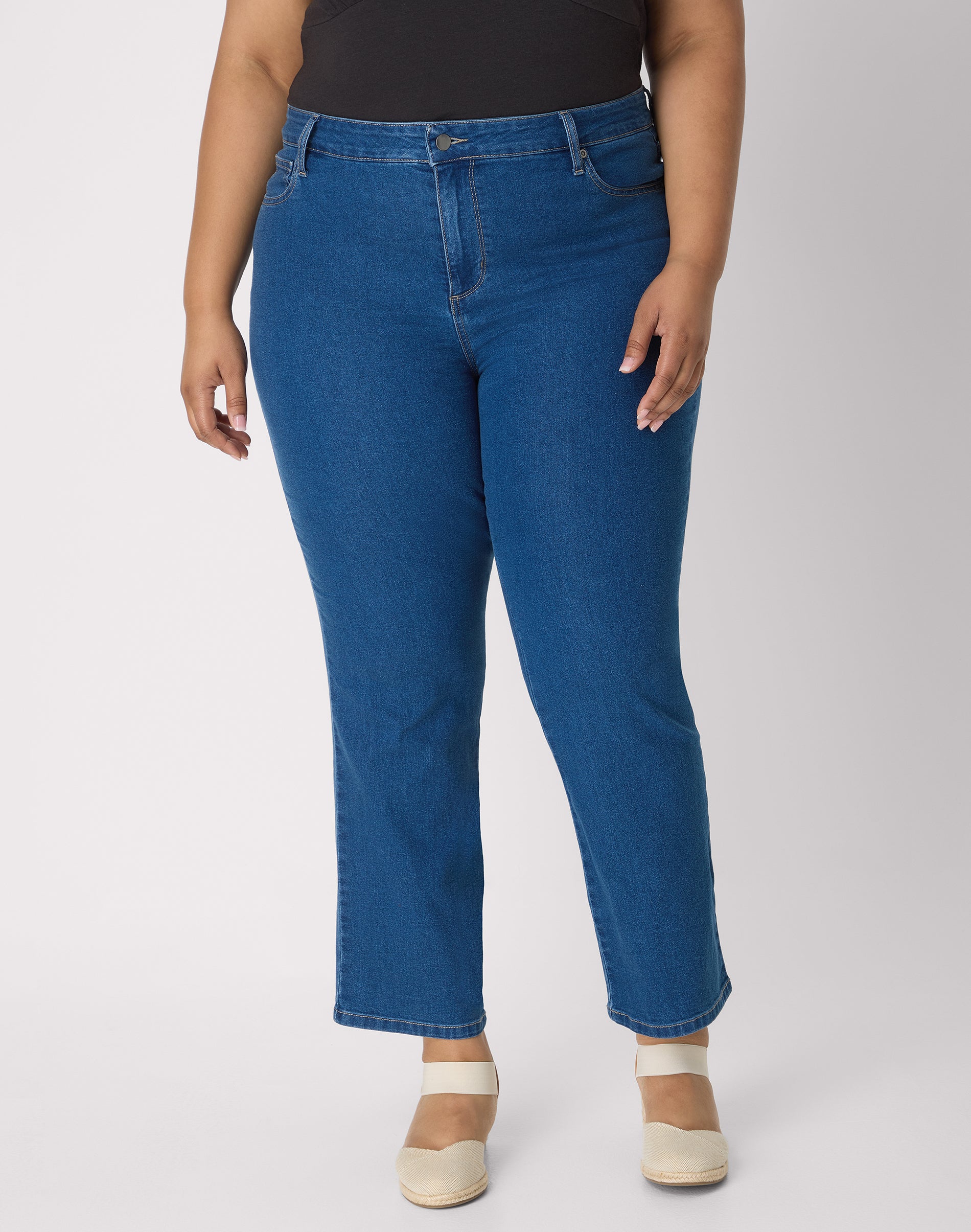Hanes Just My Size Women's Jeans with Pockets - Stretch Denim (Plus ) Medium Stonewash 20WP
