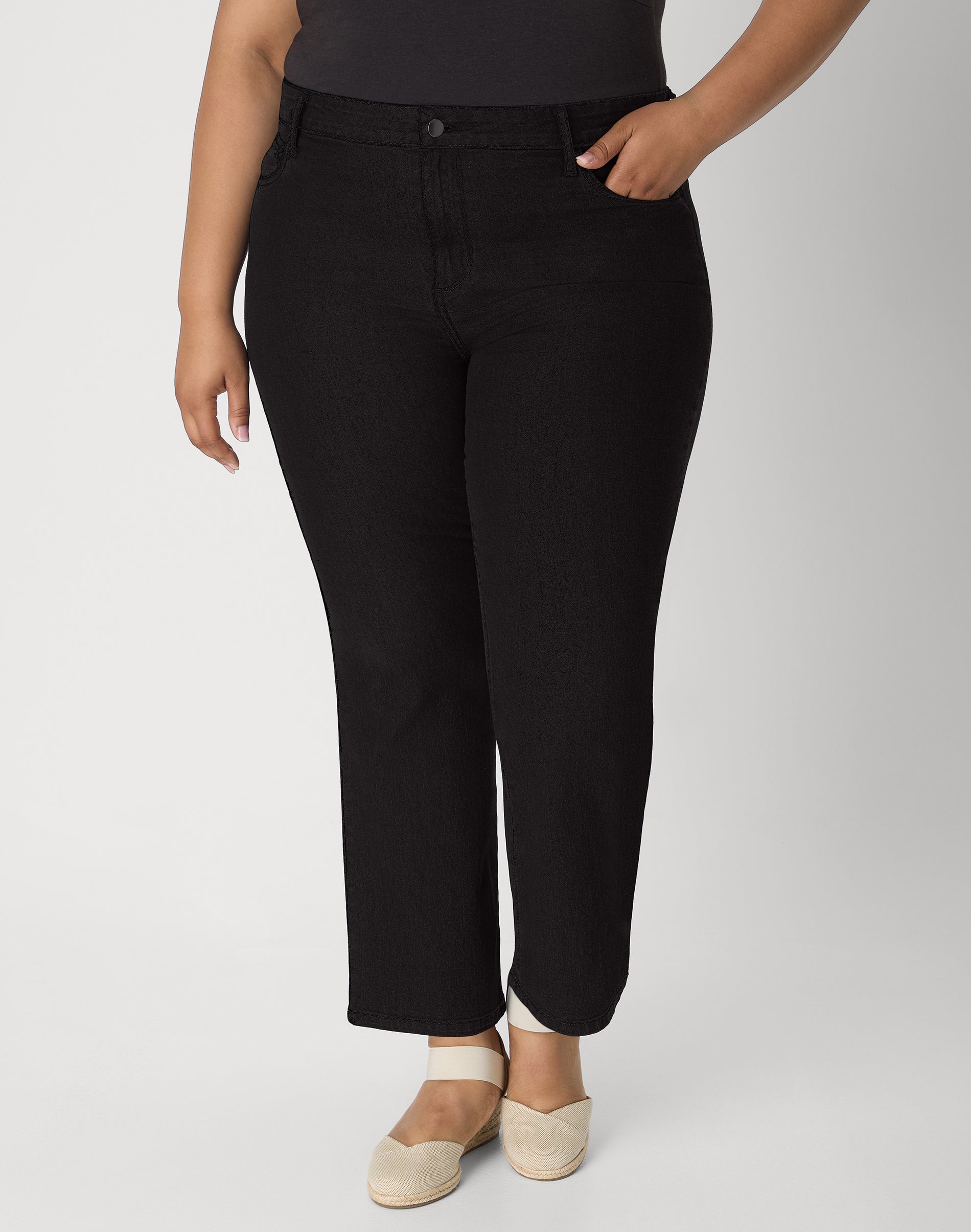 Hanes Just My Size Women's Straight Leg Jeans with Pockets - Stretch Denim - Mid Rise & Classic Fit (Plus ) Black 24W
